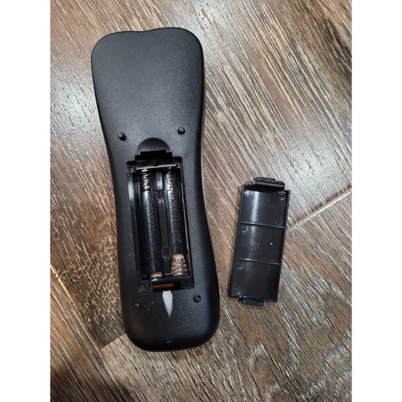 Comcast / Xfinity‎ Motorola Custom DVR 3 Device Universal Remote set of 2 - Picture 3 of 3